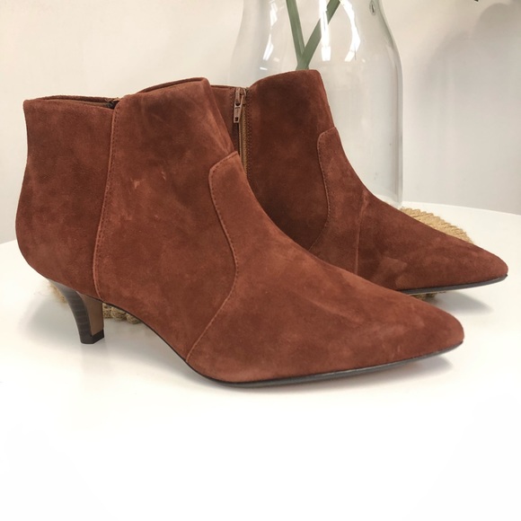 Clarks Shoes - clarks linvale judith heeled boots NEW